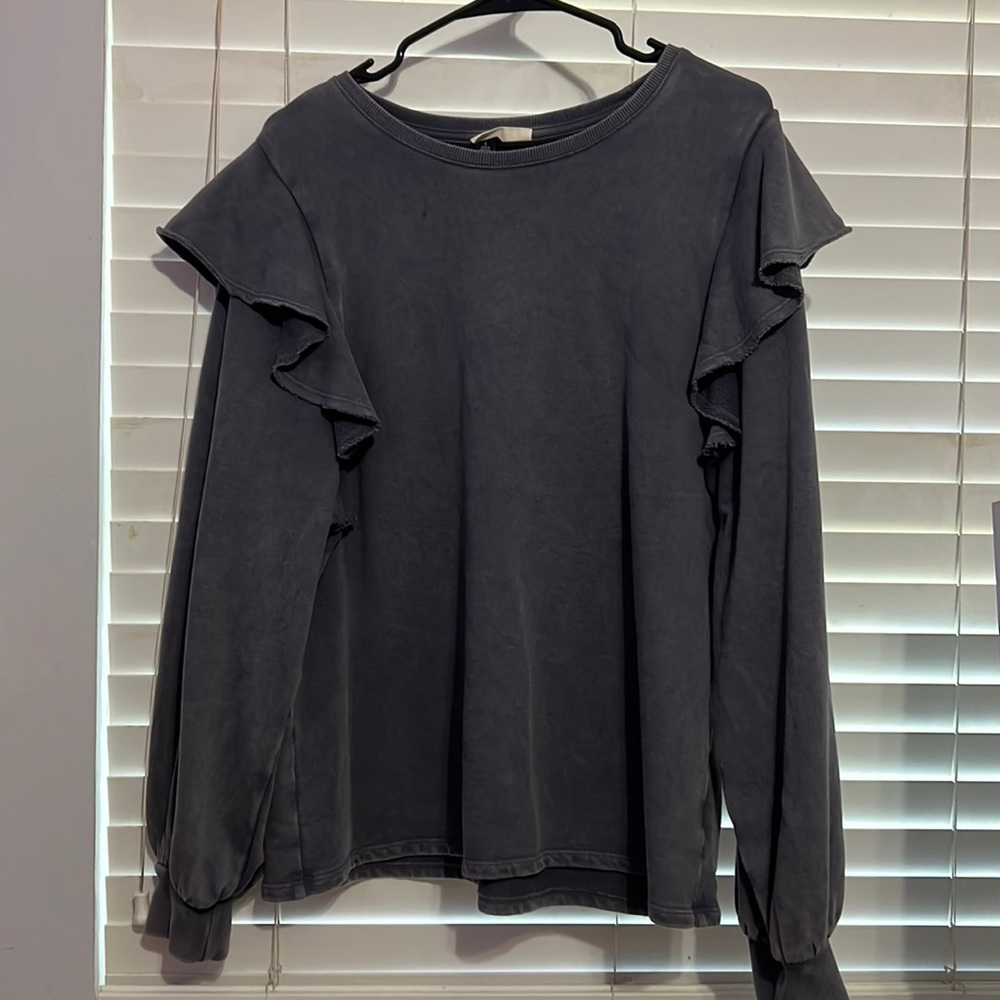 Universal Thread crewneck sweater - Size L